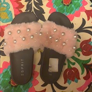 Size 8 pink esprit slip on slippers